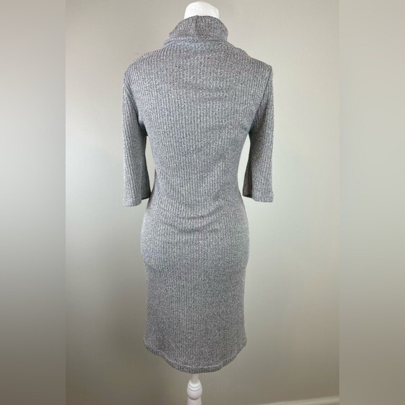 TopShop Turtleneck Sweater Dress - Size 6 - Super Sexy - Picture 4 of 10